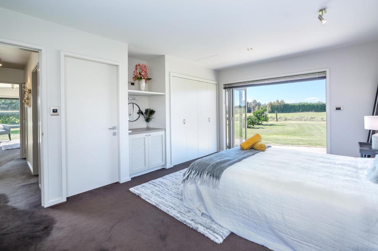 Paradise On Campbell Martinborough Exteriér fotografie